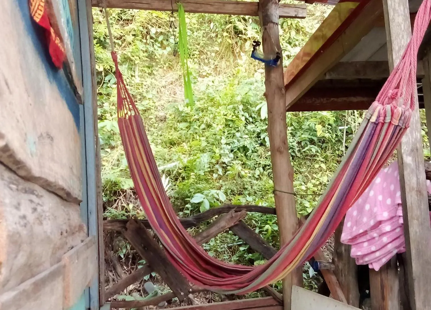 The Rock Hut & House Hotel Ko Lanta